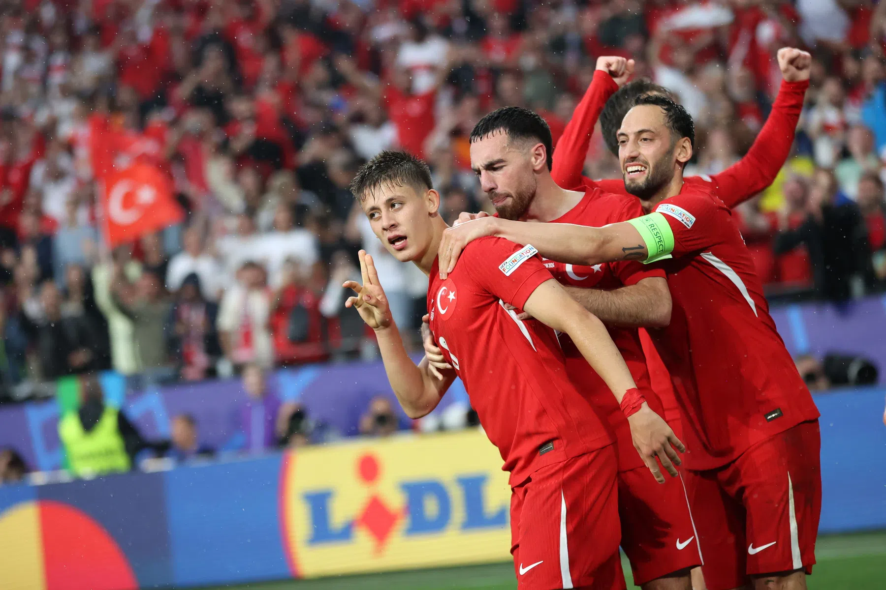 Grote WK-voorselectie Turkije: Kökcü, Kaplan en oogappel Güler van de partij