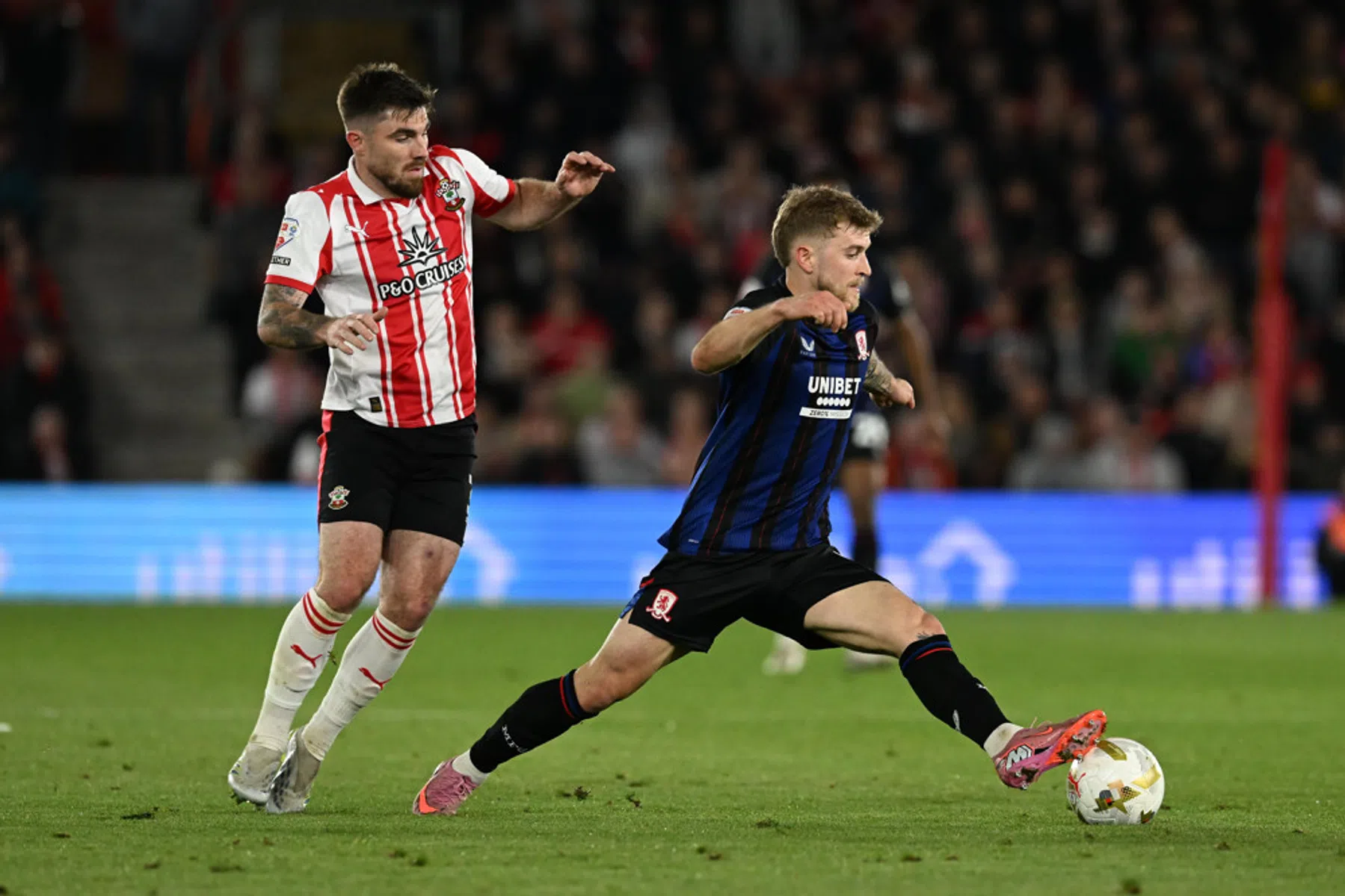 Southampton uit play-offs gezet na Spygate, Middlesbrough naar finale