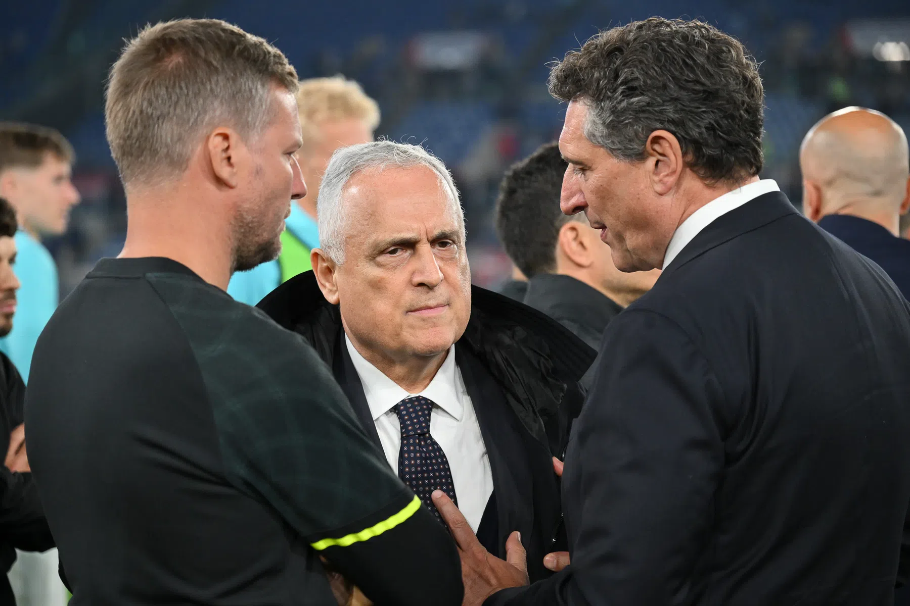 Woedende Lazio-voorzitter haalt uit: 'Ze plassen in hun broek'