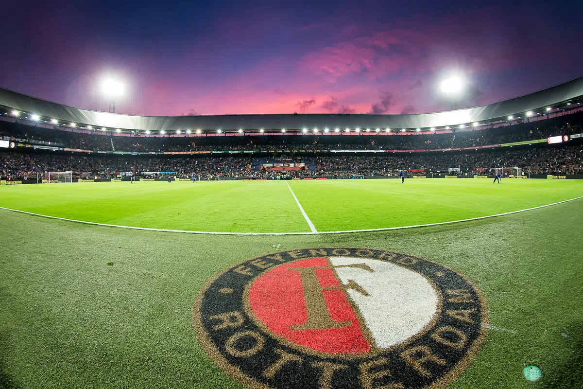 Grote stap voor Feyenoord: club en stadion willen samen verder