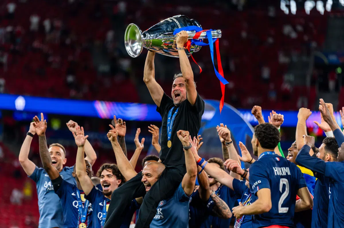 L'Équipe Highlights PSG's Champions League Triumph Over Arsenal