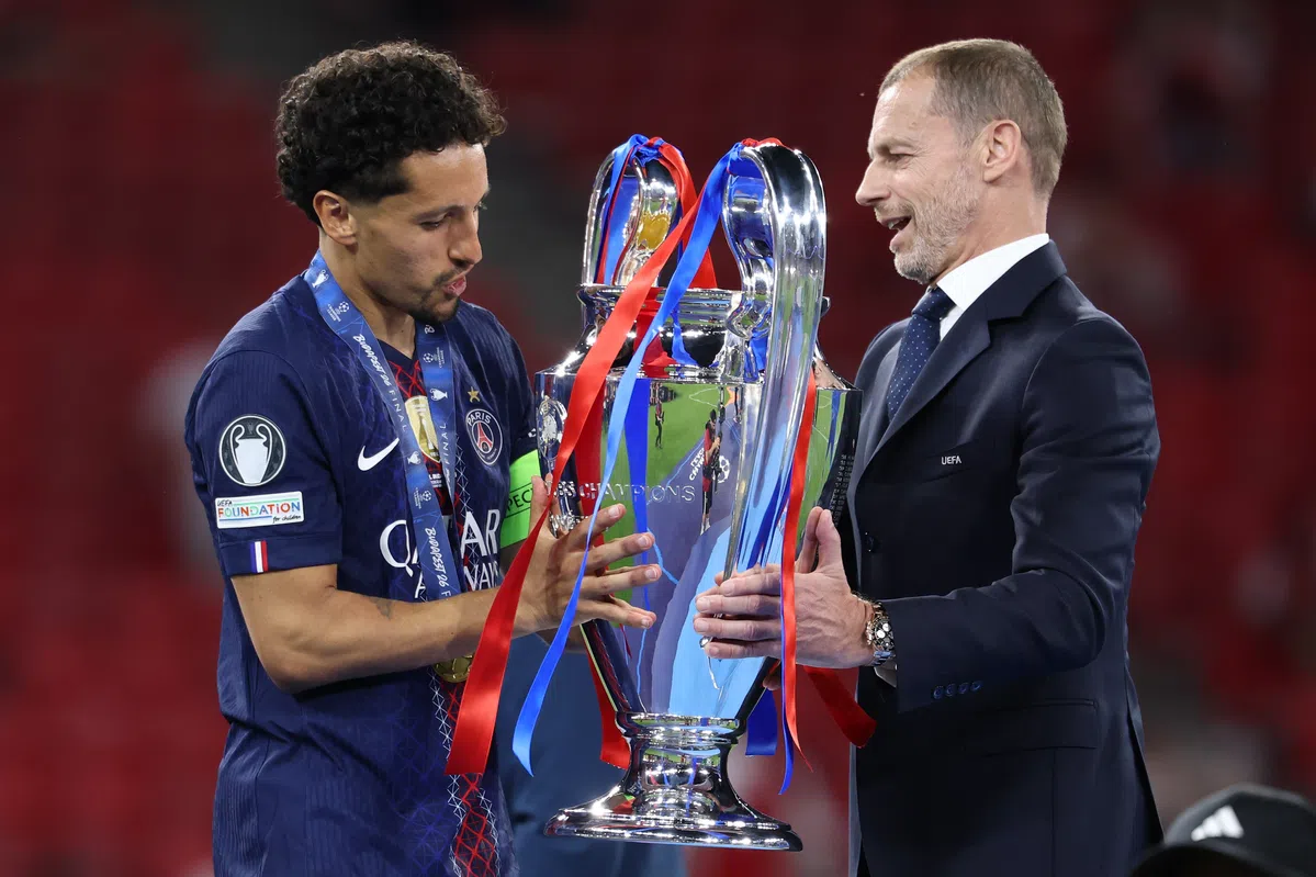 Finale de Ligue des Champions : Ceferin confond Marquinhos et Dembélé lors de la remise des trophées