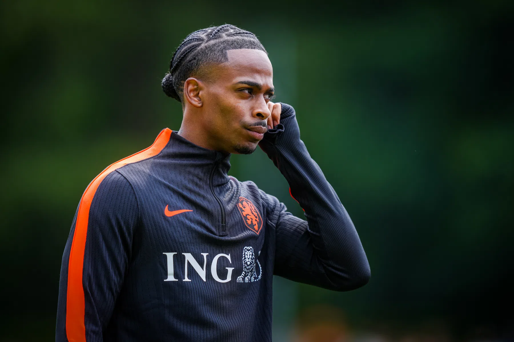Koeman laat Summerville meteen Oranje-debuut maken tegen Algerije