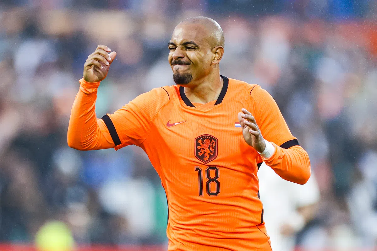 HLV Koeman giải thích về những cơ hội bị bỏ lỡ của Donyell Malen: 'Tại CLB, cậu ấy chơi khác'