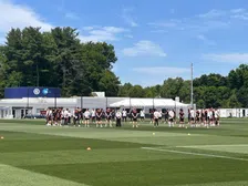 Oranje houdt voor eerste training in VS minuut stilte, groep compleet