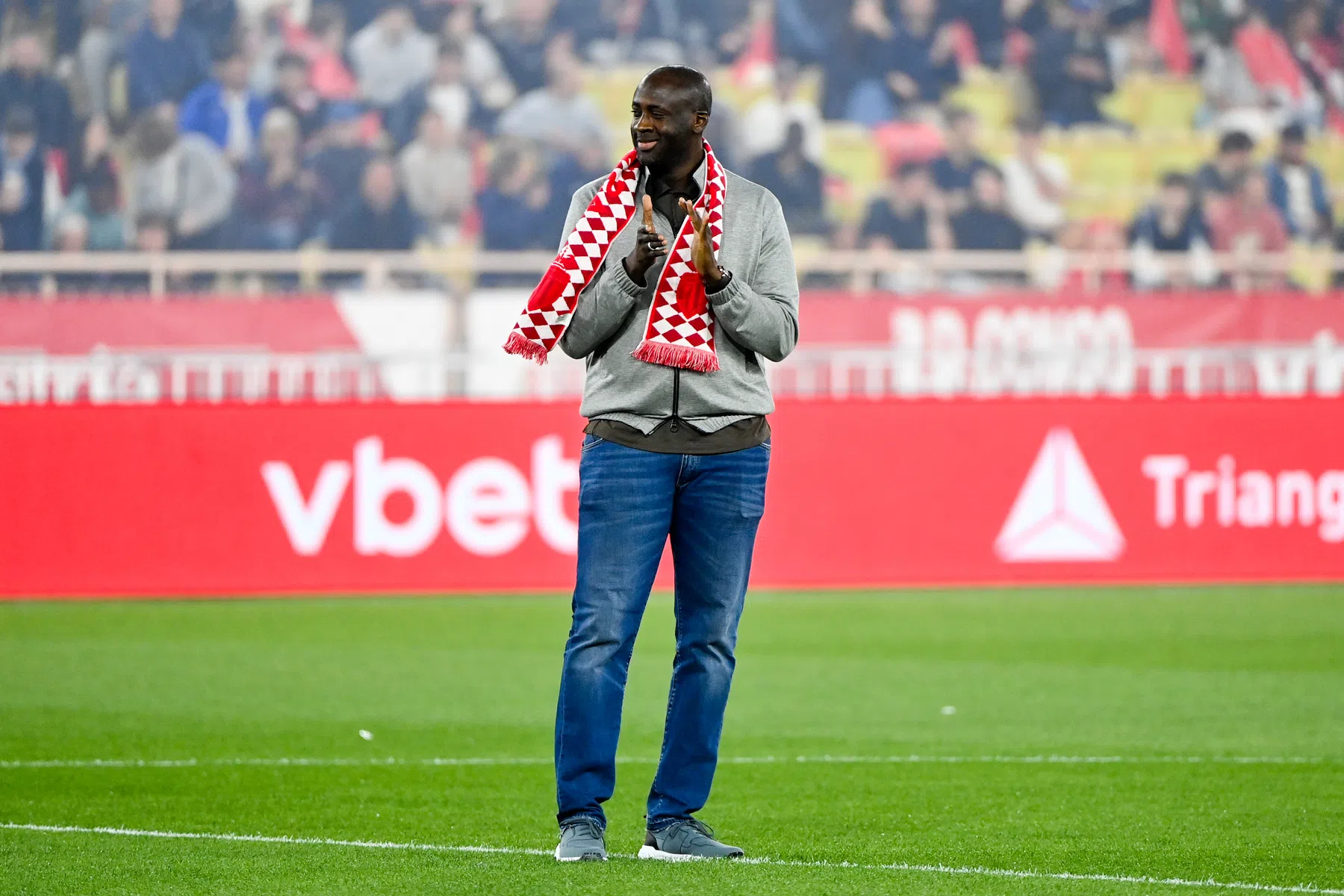 Slowaakse topclub presenteert Yaya Touré als nieuwe hoofdtrainer