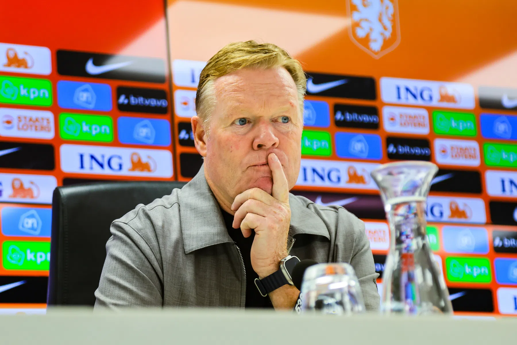 Koeman wijst op wat er beter moet op het middenveld van Oranje