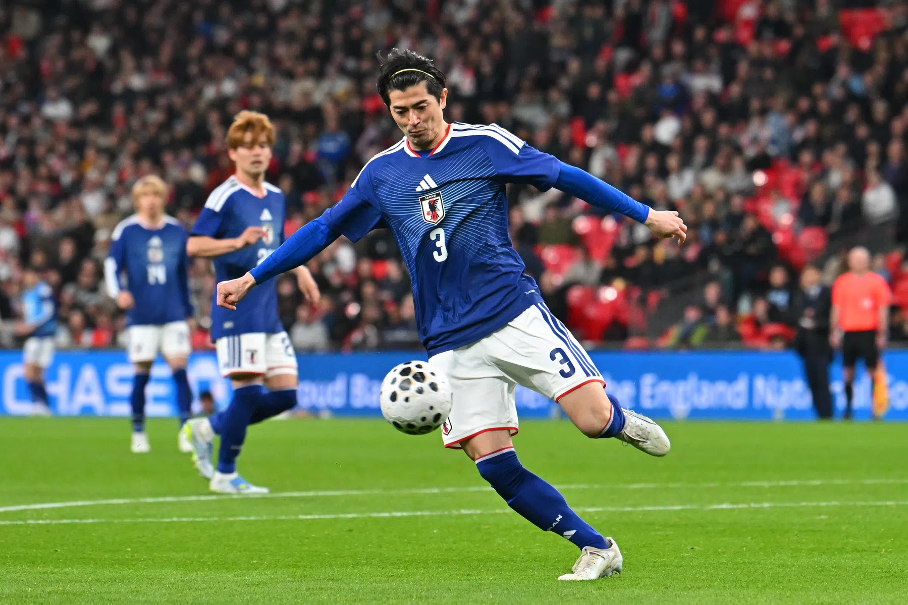 Japanse verdediger roept op tot scherpte richting Oranje-clash