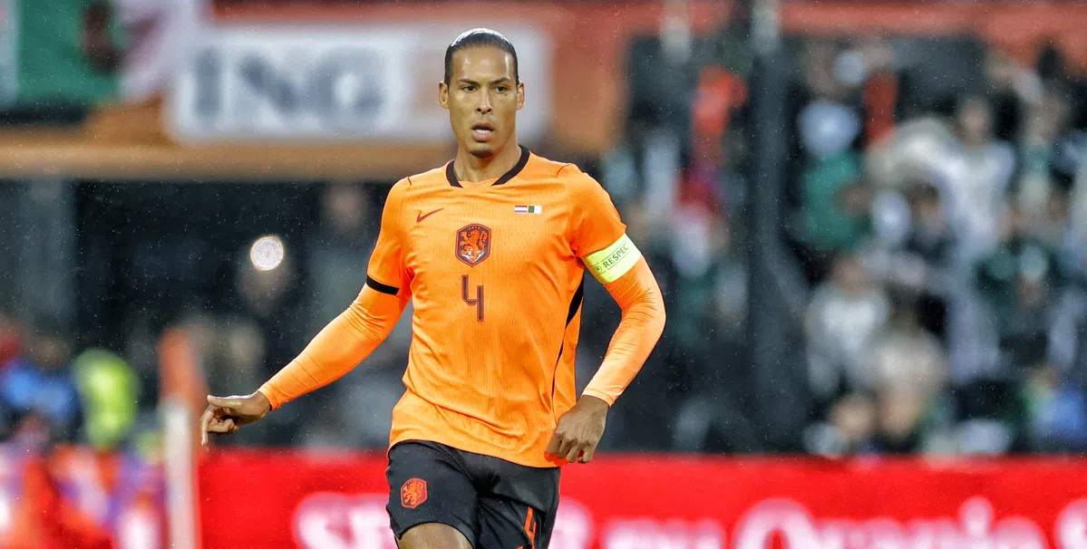 Kieft prend la défense de Malen, Van der Vaart choqué par le « Boeing 747 » Van Dijk