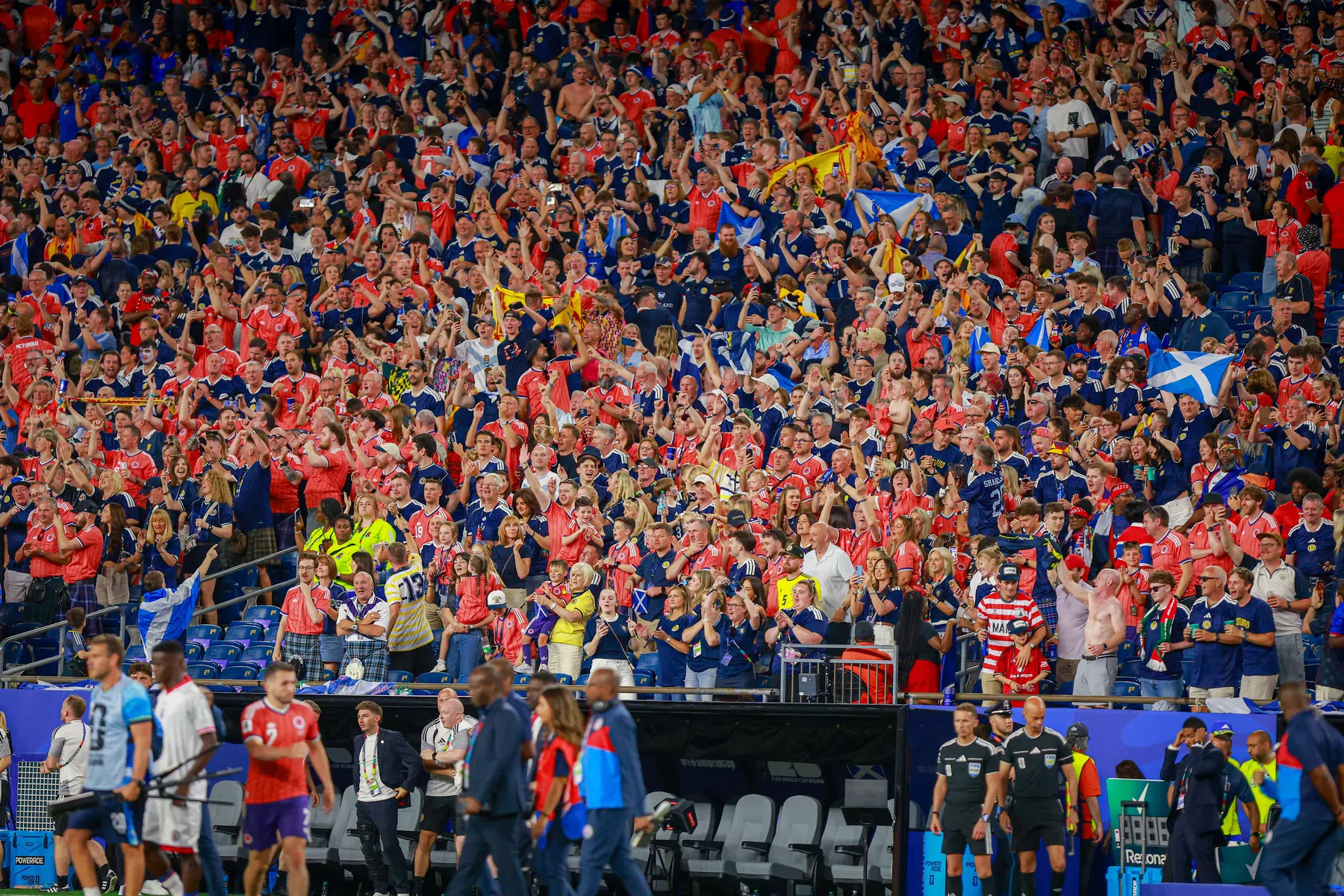 WK-record voor Schotse fans, die Boston op z'n kop zetten 