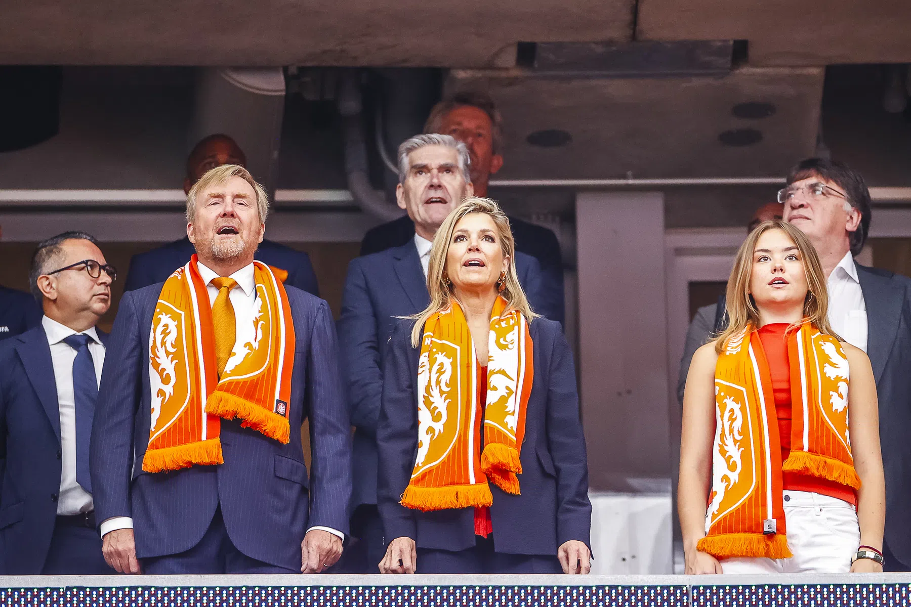 King Willem-Alexander comments with a wink about Infantino after the Netherlands-Sweden match