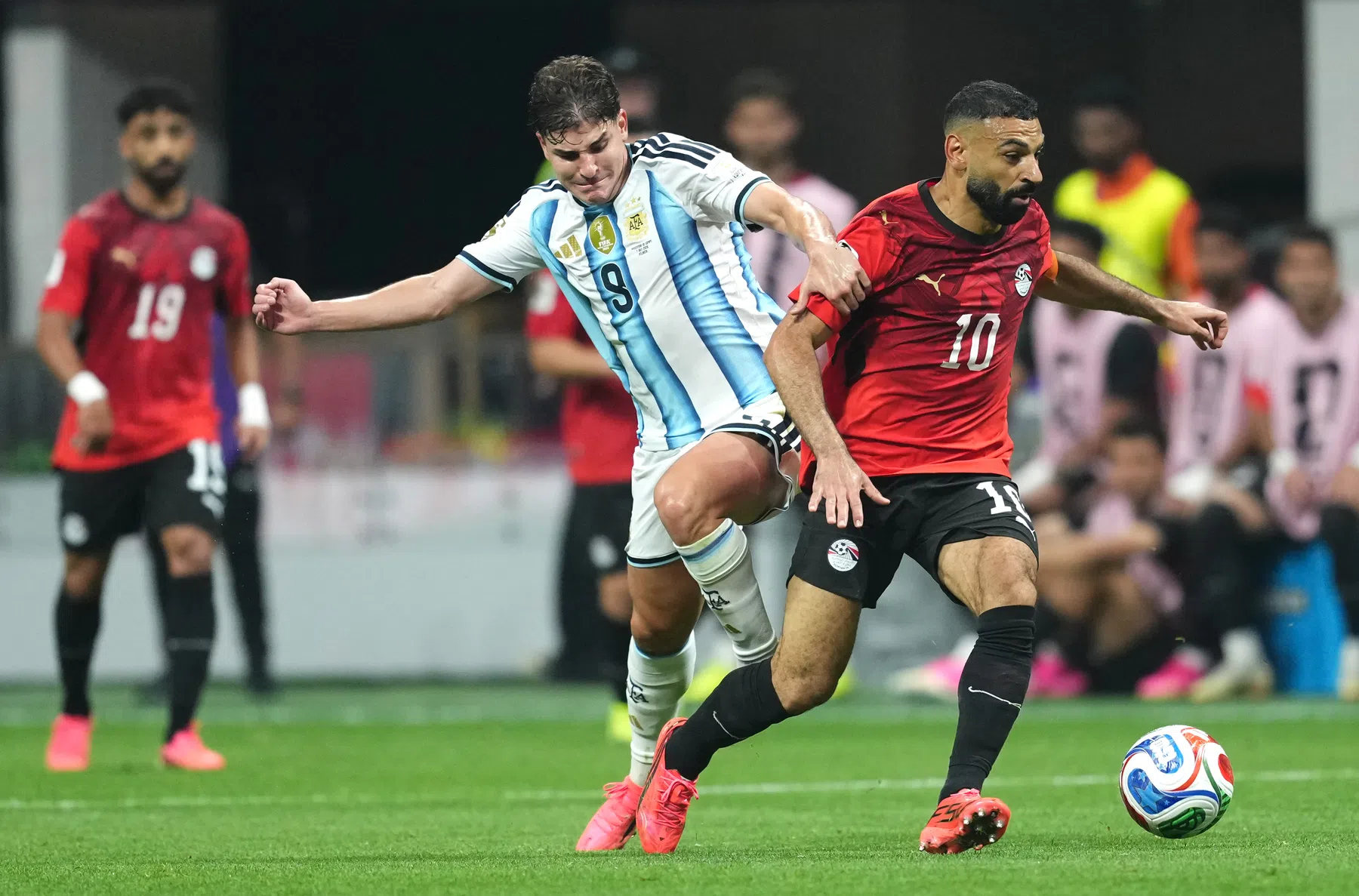 Verdiende Egypte een penalty? 'Als je de ene geeft, moet je de andere ook geven'