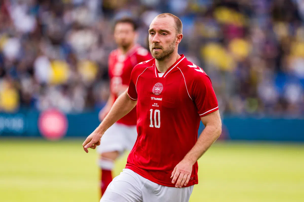 Cập nhật tình hình sức khỏe của Christian Eriksen từ Wolfsburg