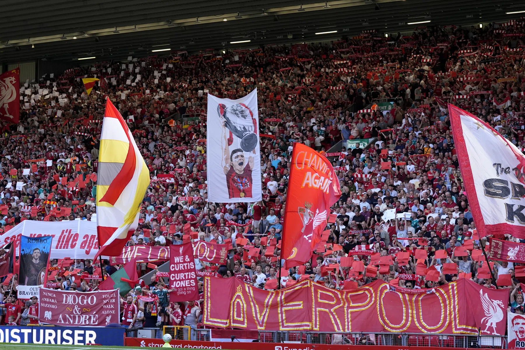 Sportief directeur die Salah, Mané en Slot haalde, vertrekt bij Liverpool 