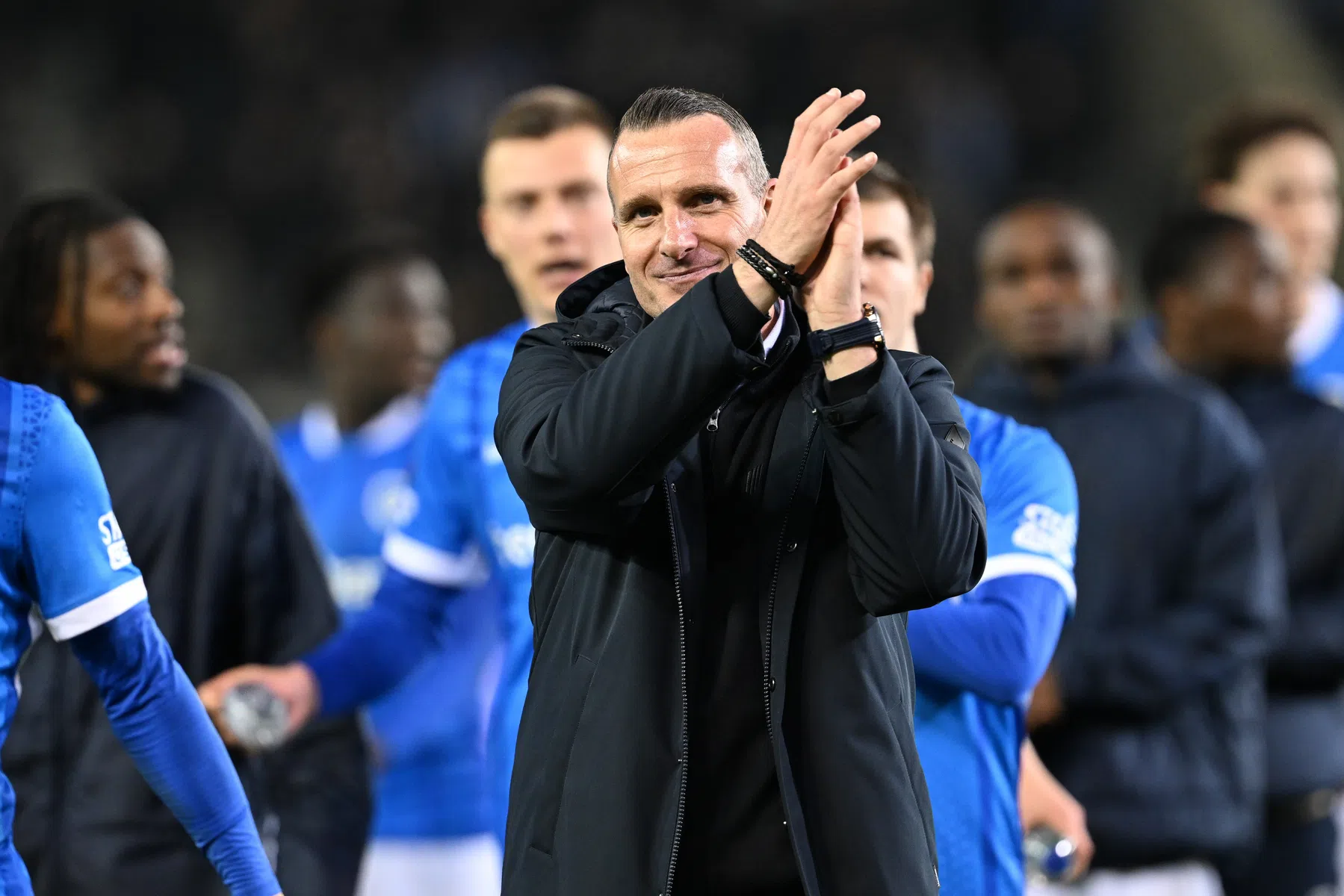 Genk verrast door snel vertrek van trainer Hayen 