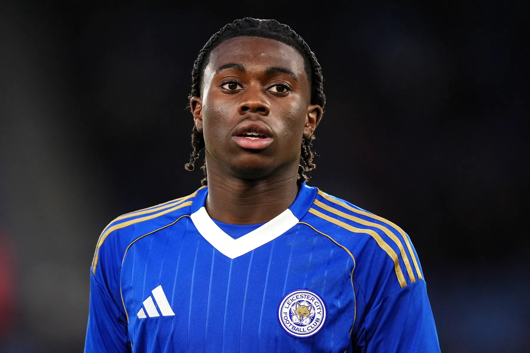 Man City troeft concurrentie af en presenteert zeventienjarig toptalent van Leices