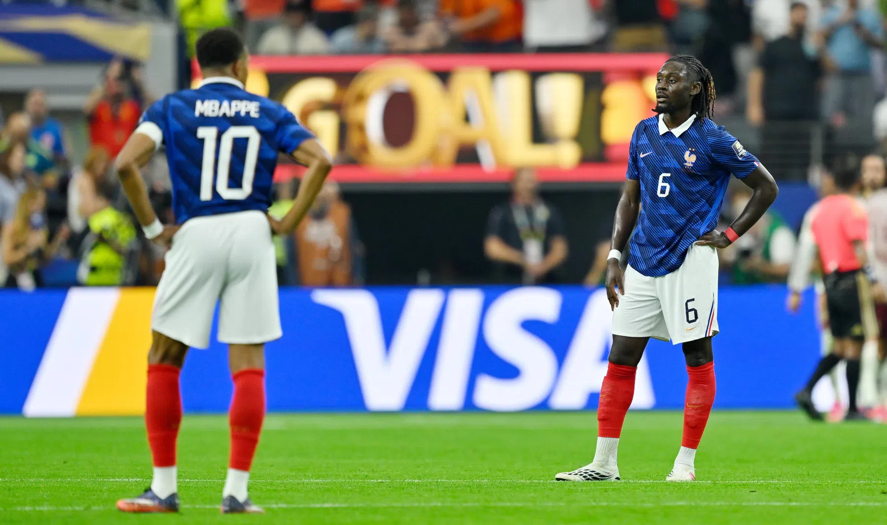 Realisme bij Franse media op nationale feestdag: 'We hebben voetballes gehad'