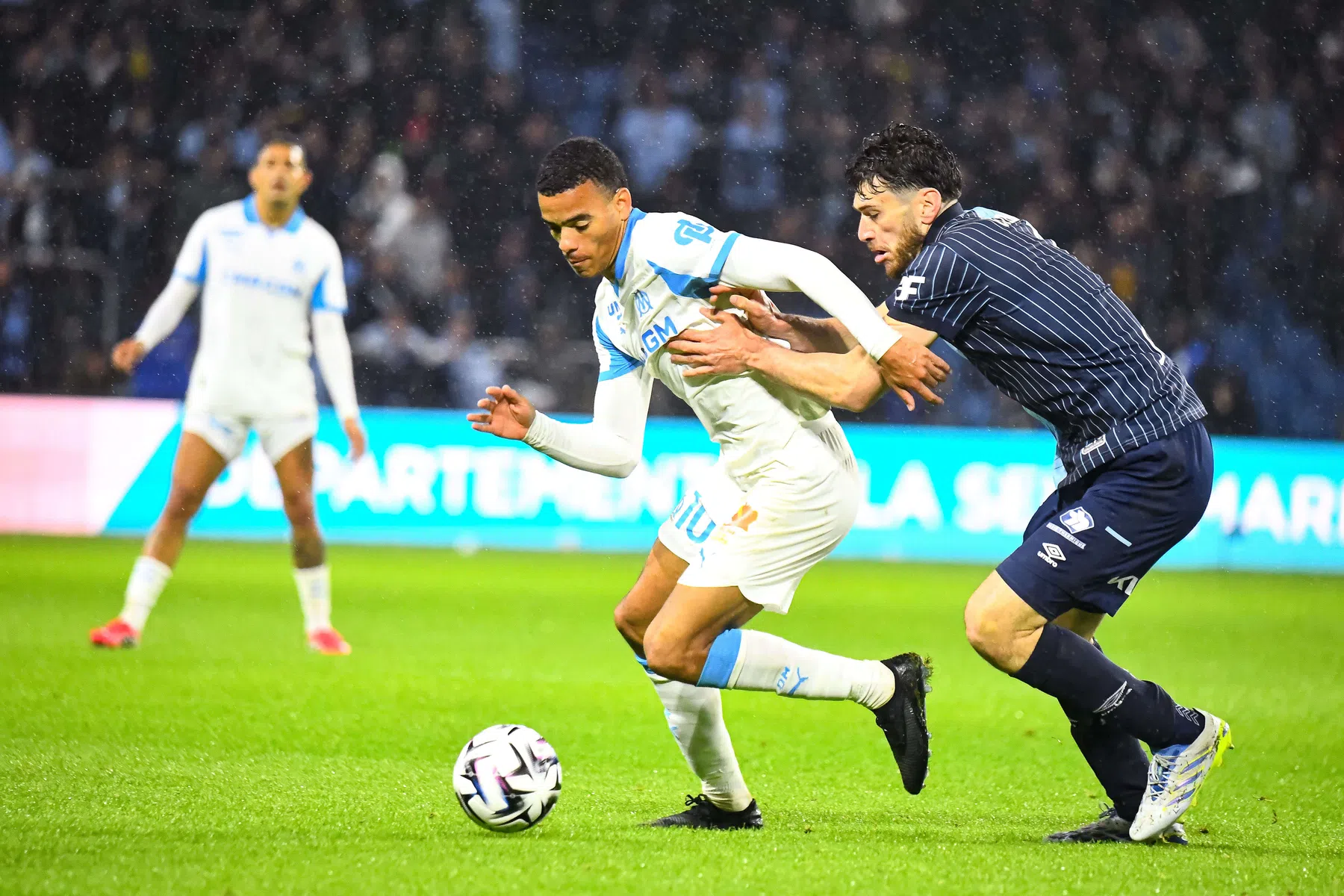 Fenerbahçe verpulvert eigen transferrecord voor komst Greenwood