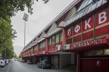 Thumbnail for article: Achter Ajax-opponent Vojvodina schuilt de verdwenen wereld van Dusan Tadic