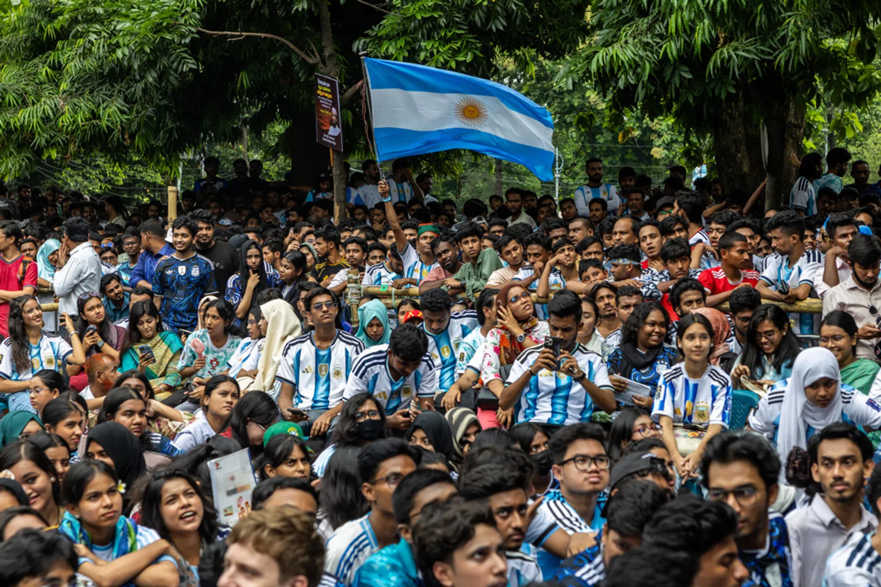 Waarom ook in Bangladesh miljoenen mensen juichen voor Messi en Argentinië