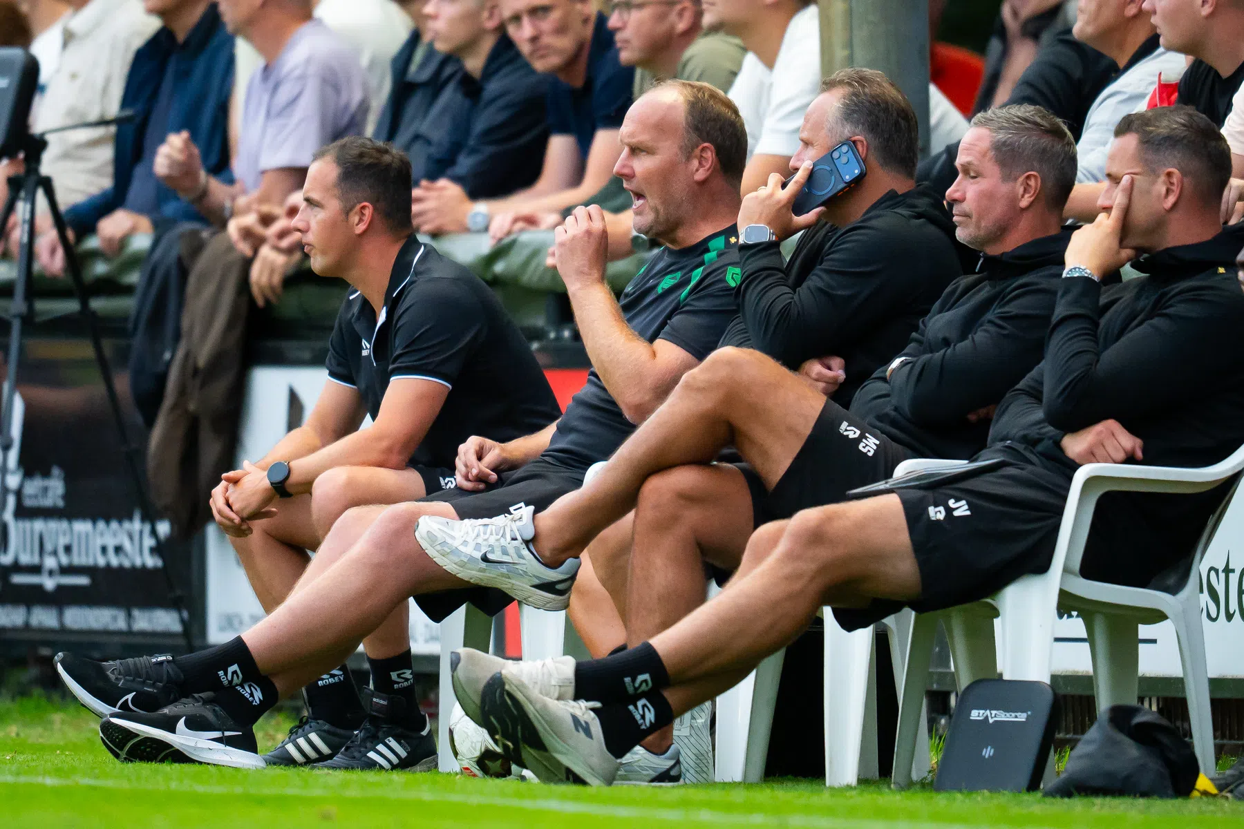 Absurde tackle in oefenduel FC Groningen: 'Je verwacht normaal gedrag…'