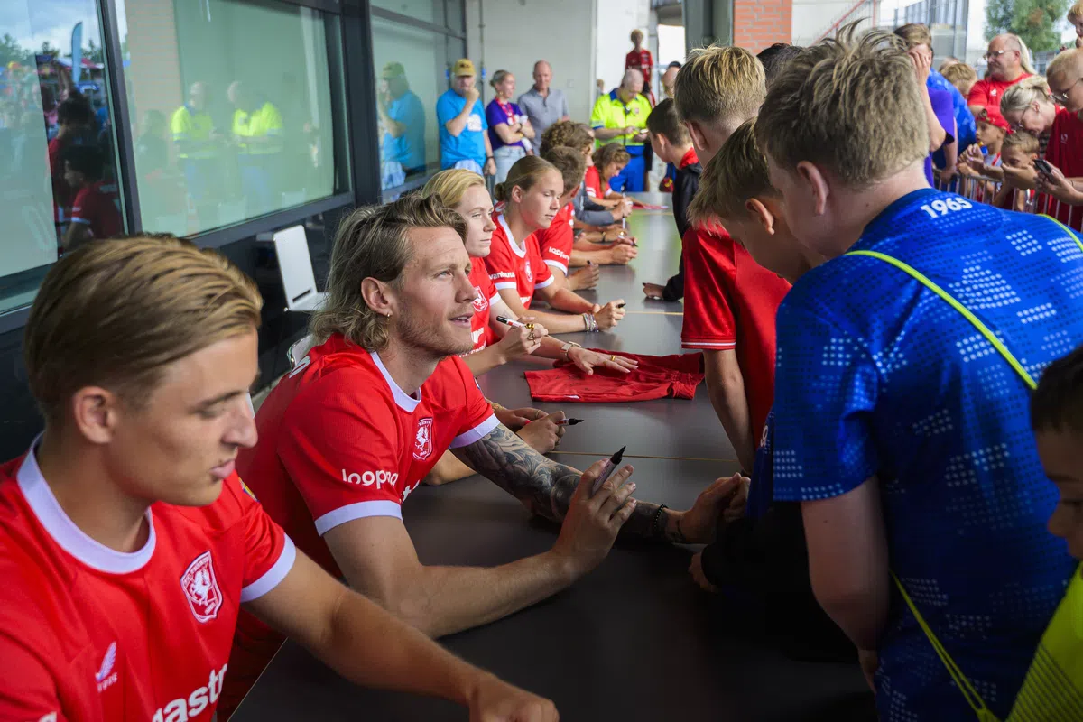 Weghorst schlägt 'große Clubs' für Twente aus: 'Bewusste Wahl für