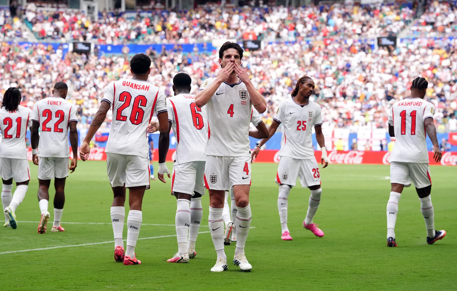 Engeland wint spectaculaire troostfinale en pakt derde plek op WK