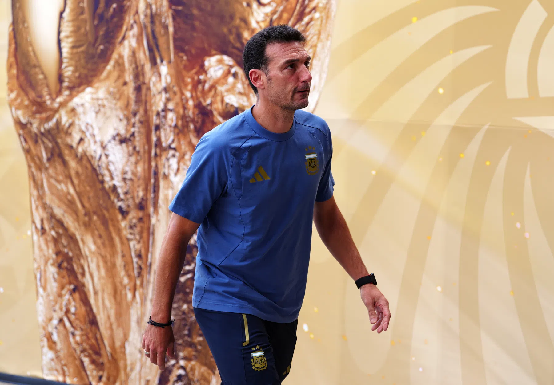 Scaloni zinspeelt op vertrek, terwijl Argentijnen de pers negeren
