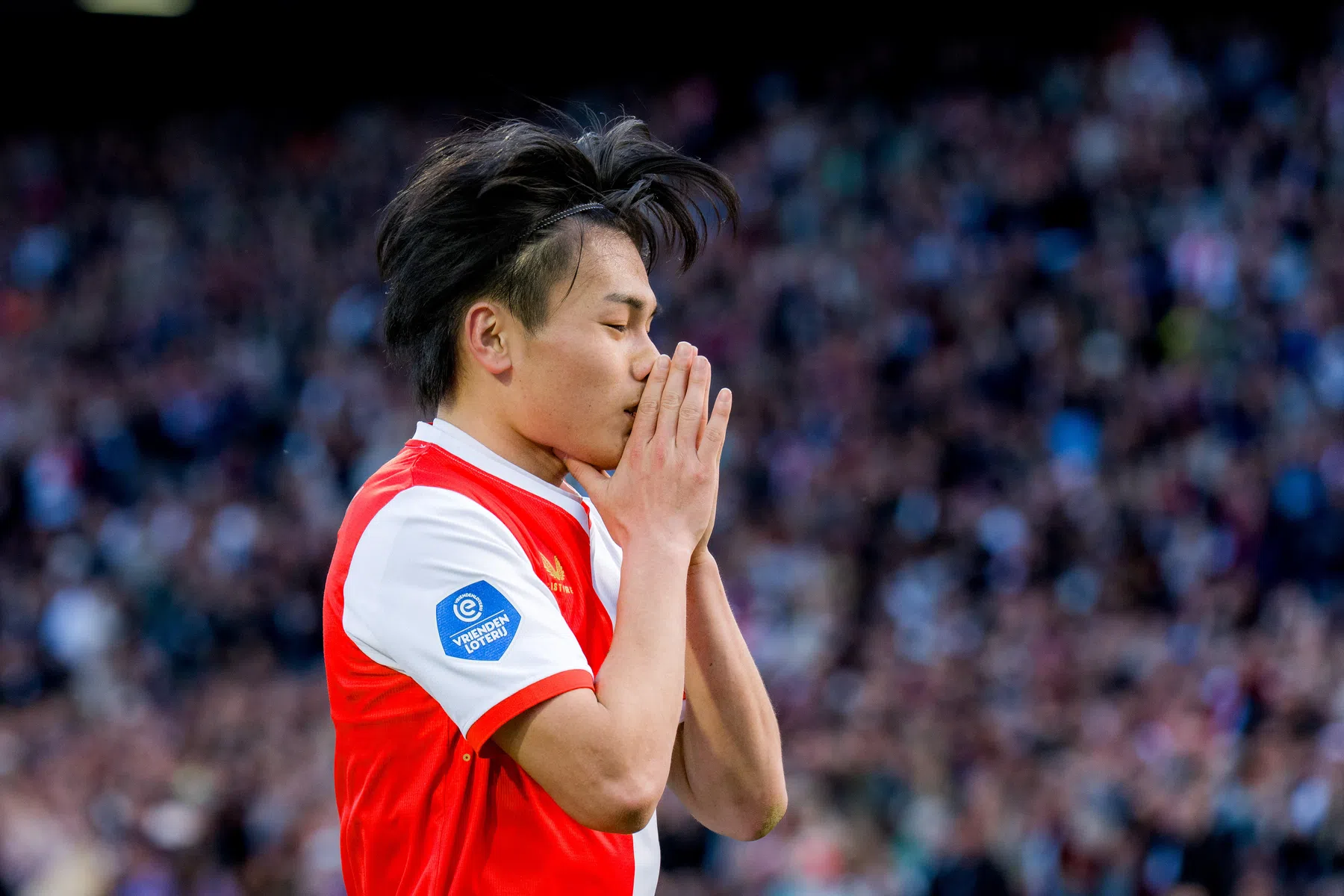 Feyenoord met WK-gangers Ueda, Watanabe en Hadj Moussa op trainingskamp