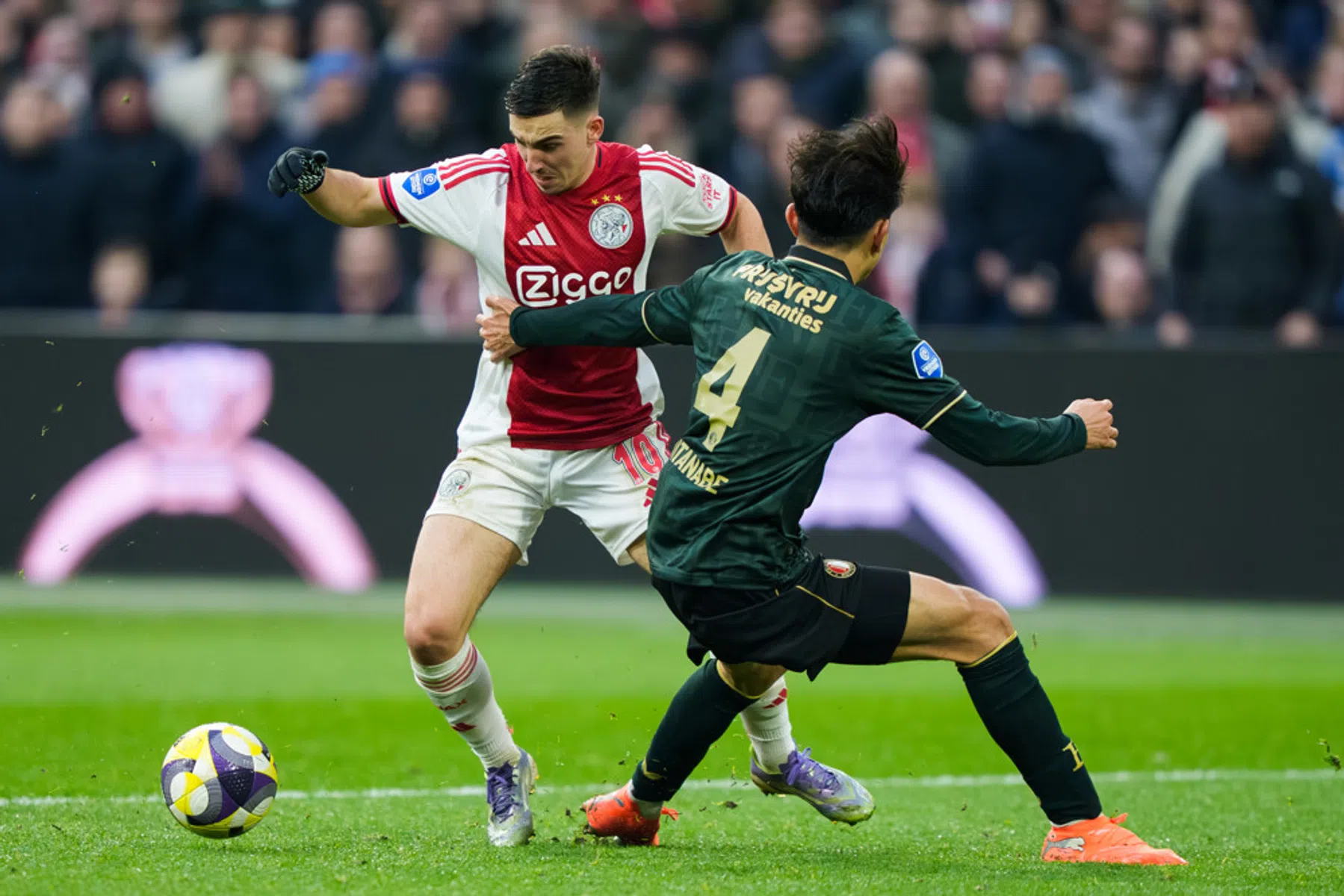 Salarisrecord Eredivisie: gemiddeld €419.827