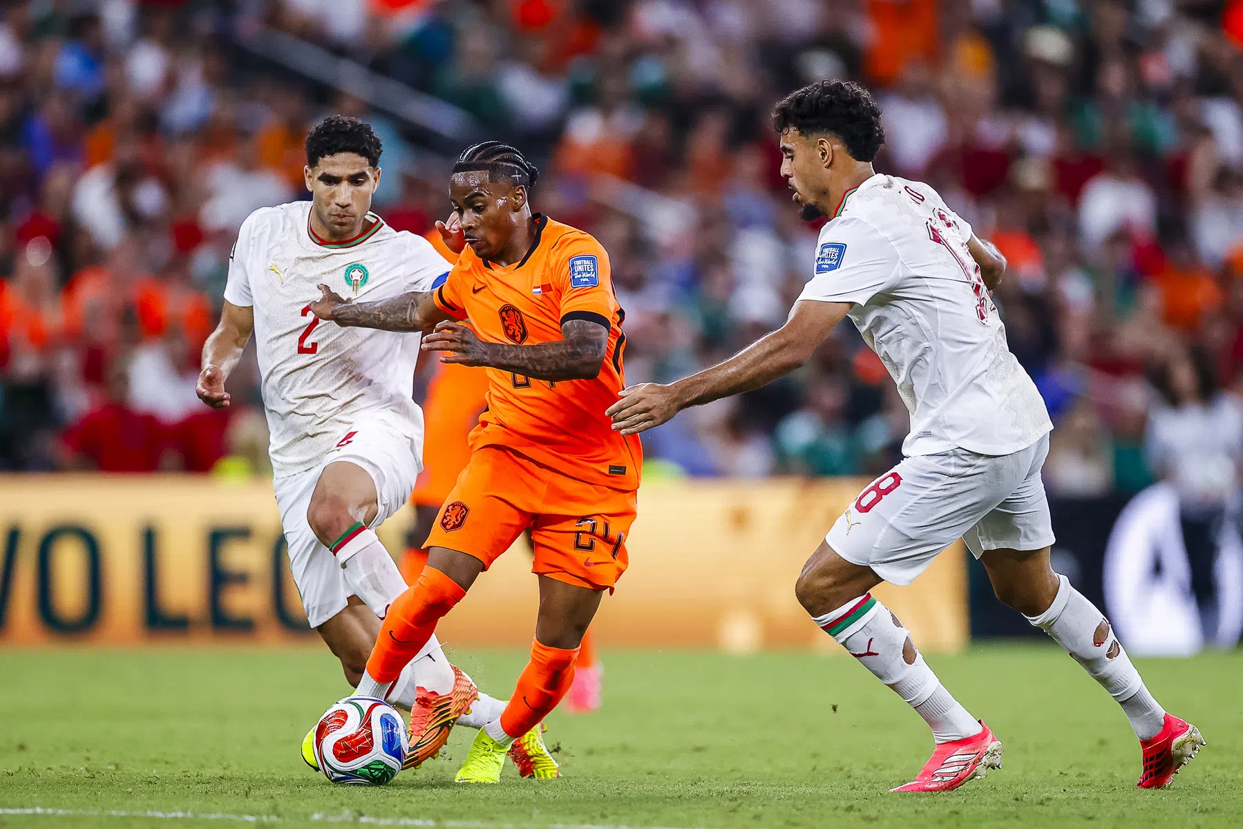 Italiaanse media: AS Roma probeert Summerville op andere gedachten te brengen
