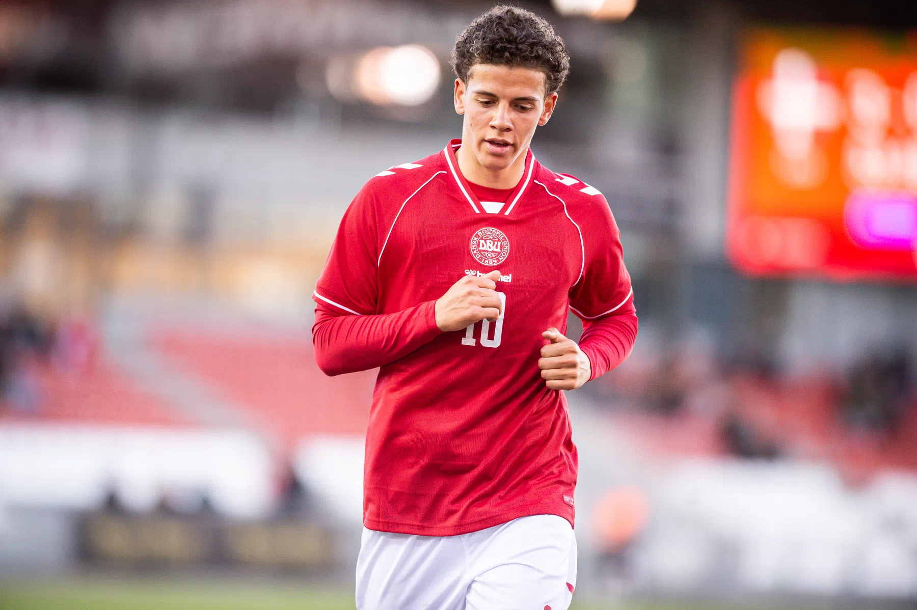 NEC presenteert de opvolger van Önal
