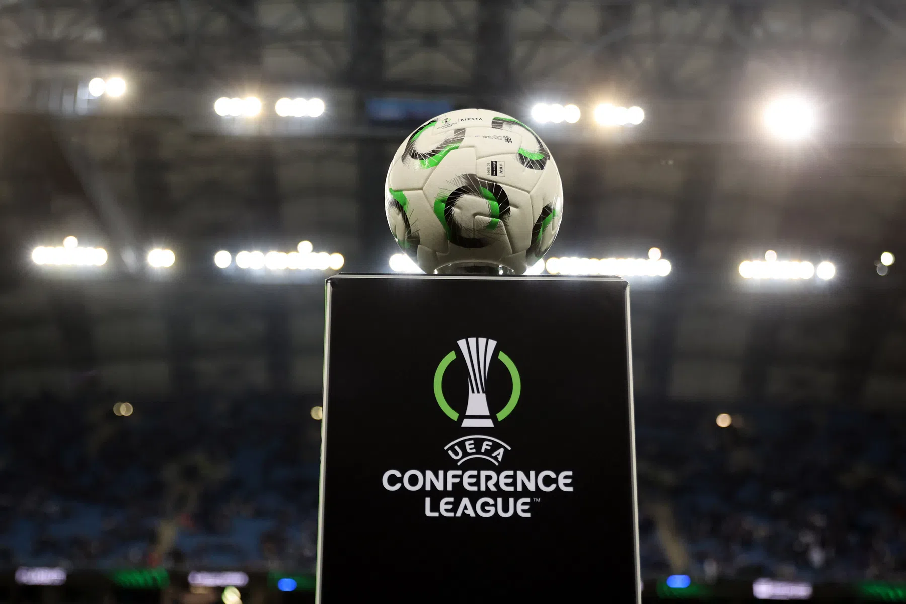 Ajax kan blik voorzichtig richten op Shelbourne na doelpuntenfestijn tegen Kalju