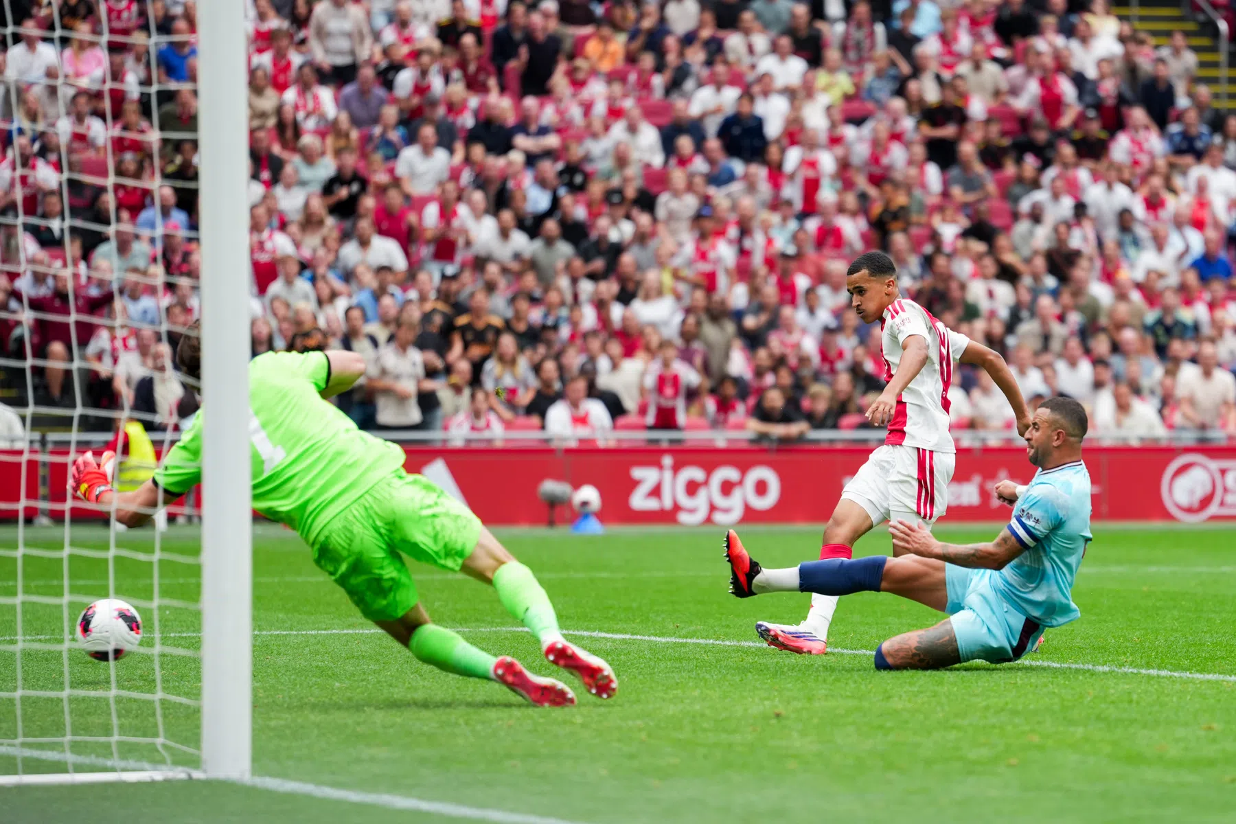 Ajax rekent tussen Europese afspraken door af met Burnley