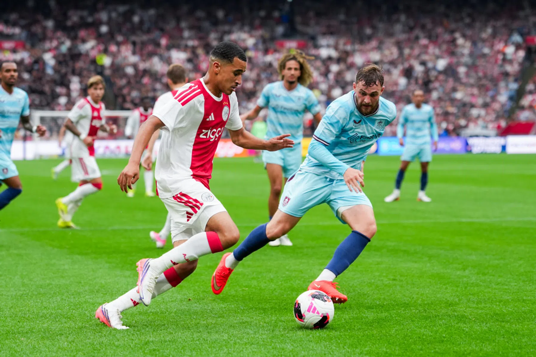 De droomweek van Ajax-talent Ouazane
