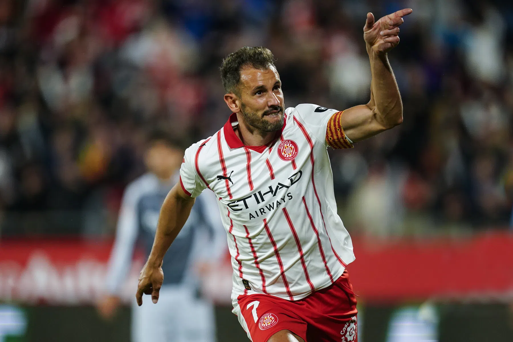 Clublegende Stuani (39) blijft Girona trouw na degradatie