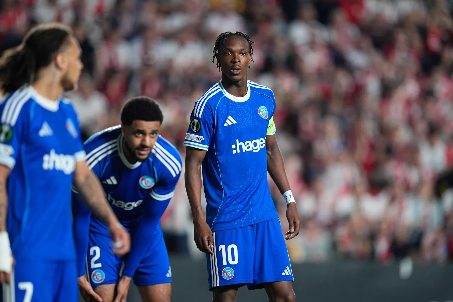 'Nog meer concurrentie voor Emegha: Welbeck op weg naar Chelsea'