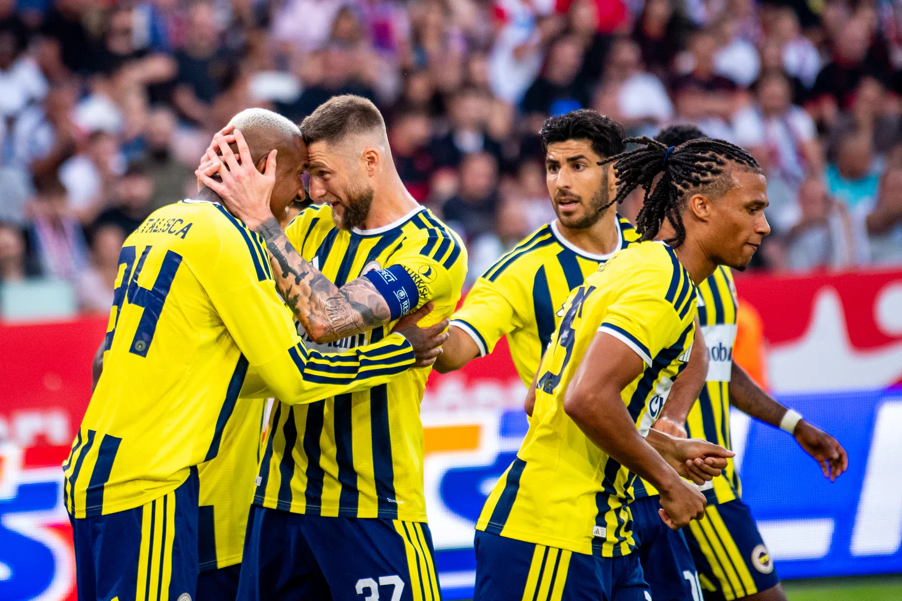 Nummer twee van Polen strandt tegen Fenerbahçe en treft mogelijk FC Twente