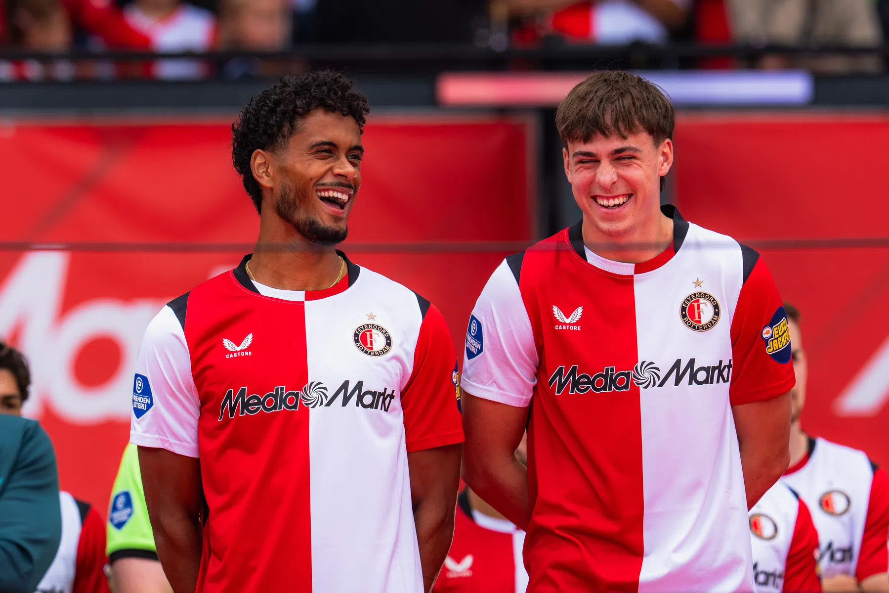 Feyenoord zwaait Sauer officieel uit: 'Ik kan niet wachten'