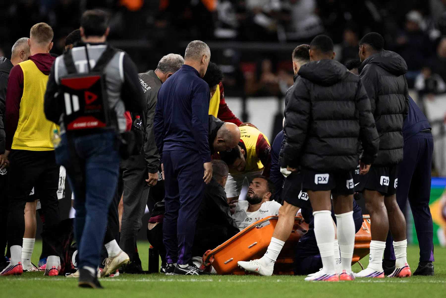 Corinthians vreest zware blessure Labyad, trainer kwaad om staat van het veld