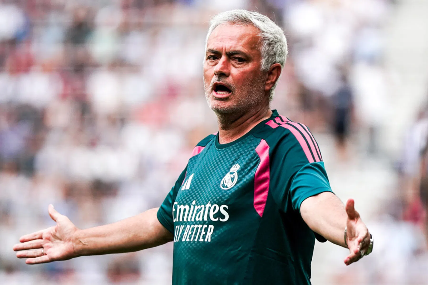 Mourinho licht Dumfries direct uit: 'Dat betekent veel voor mij'
