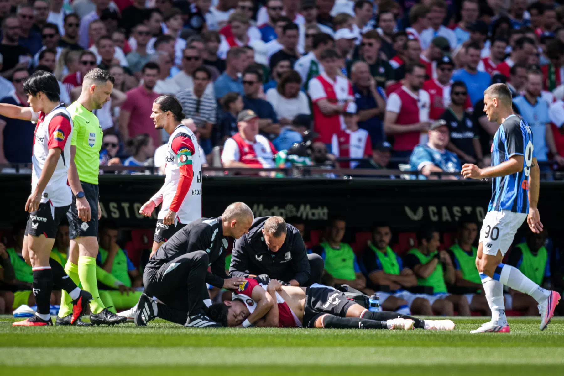 Watanabe ontloopt ernstige blessure: 'Er is niets gebroken'