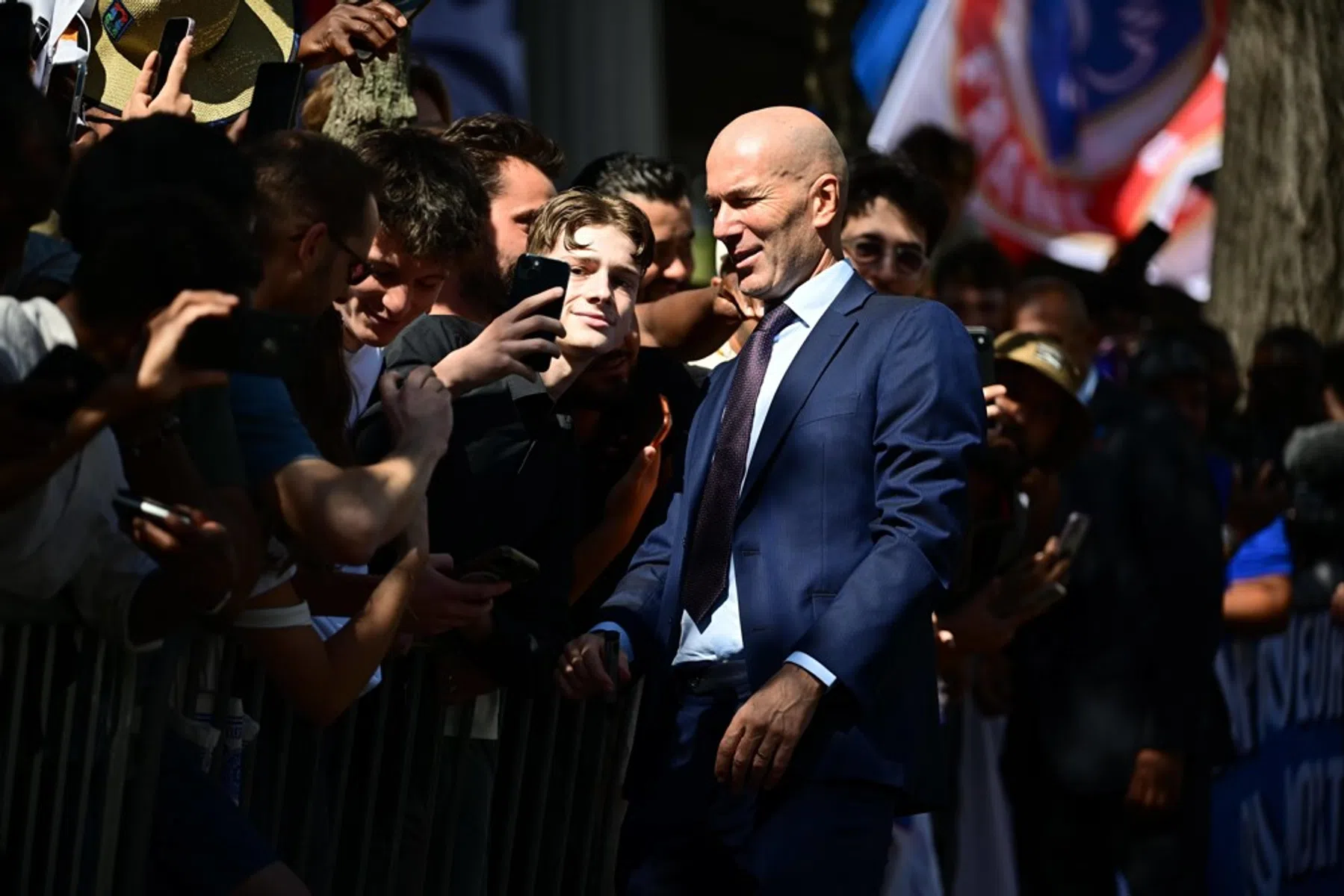 Zizou-mania: eerste thuisduel met Zidane als bondscoach razendsnel uitverkocht