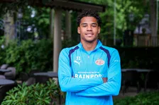 Thumbnail for article: De doorbraak van Noah Fernandez: 'Het draait niet alleen om voetbal'