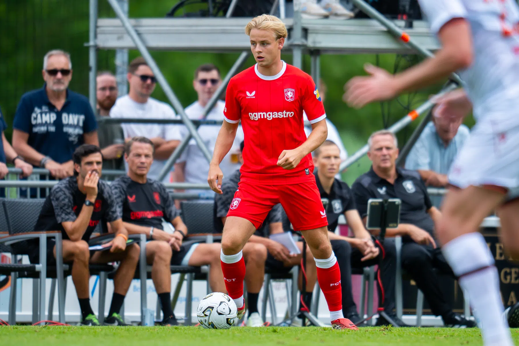 Telstar neemt talentvolle Kuster over van Twente