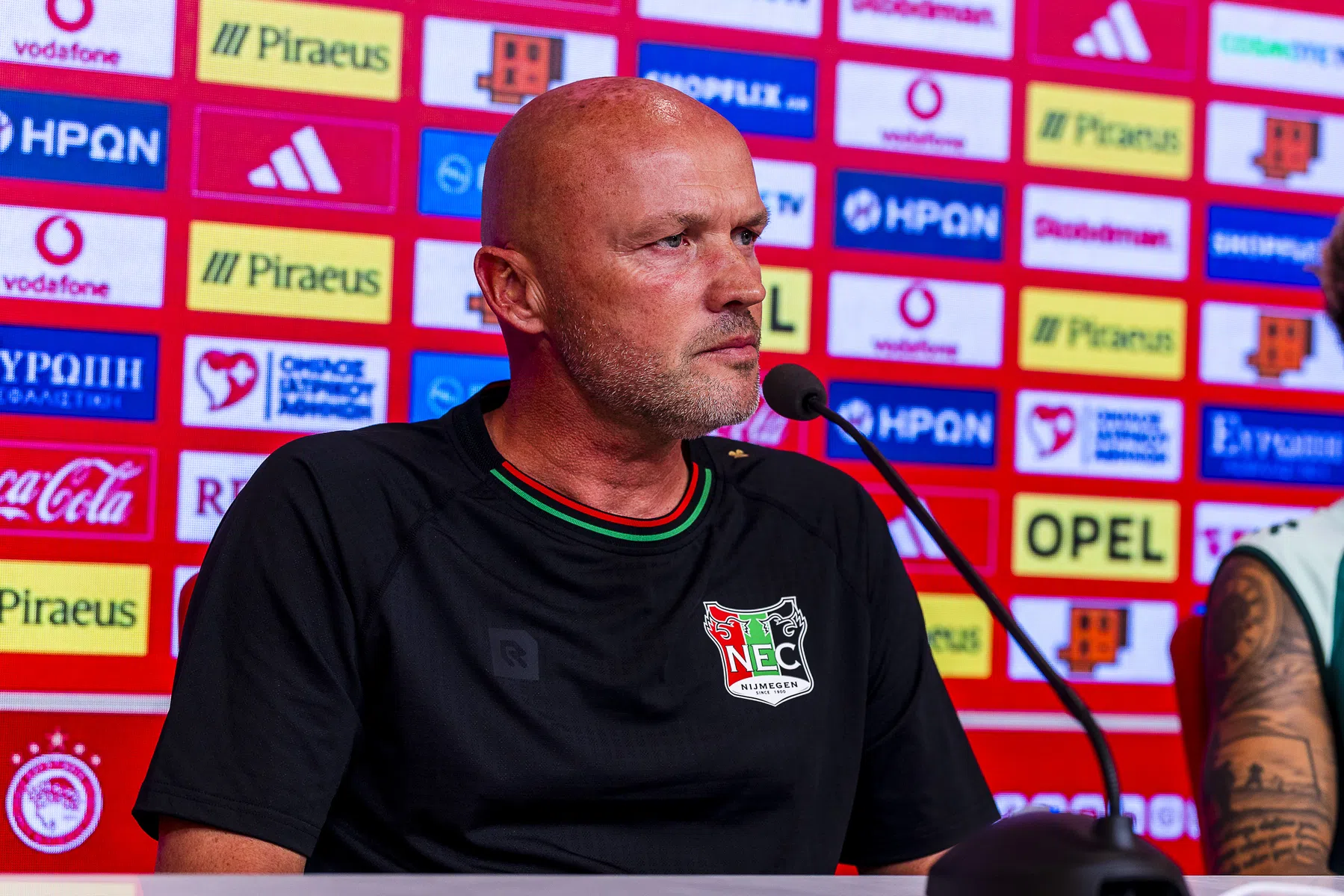Schreuder wijst Sano-vervanger aan bij NEC in CL-voorronde