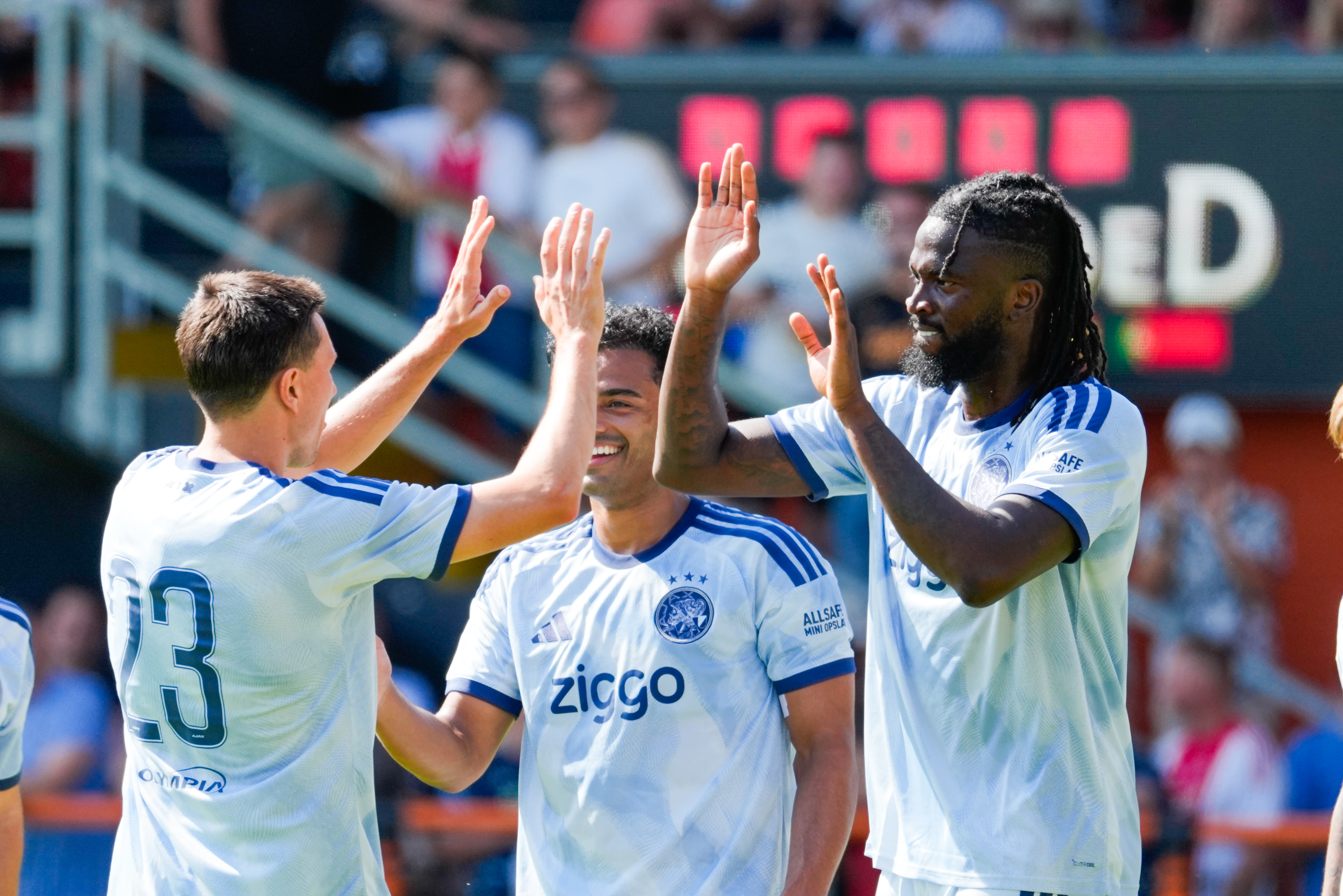 'Ajax kan inspiratie halen uit Shelbourne'