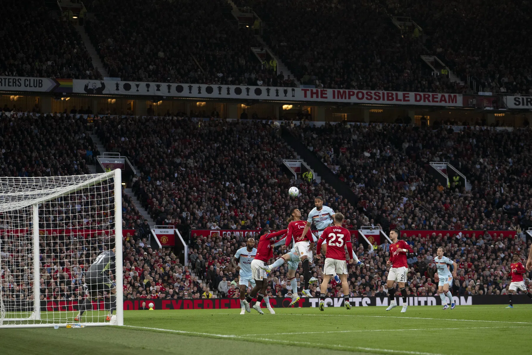 Onderzoek naar illegale tickethandel zorgt voor onrust bij Man Utd-supporters