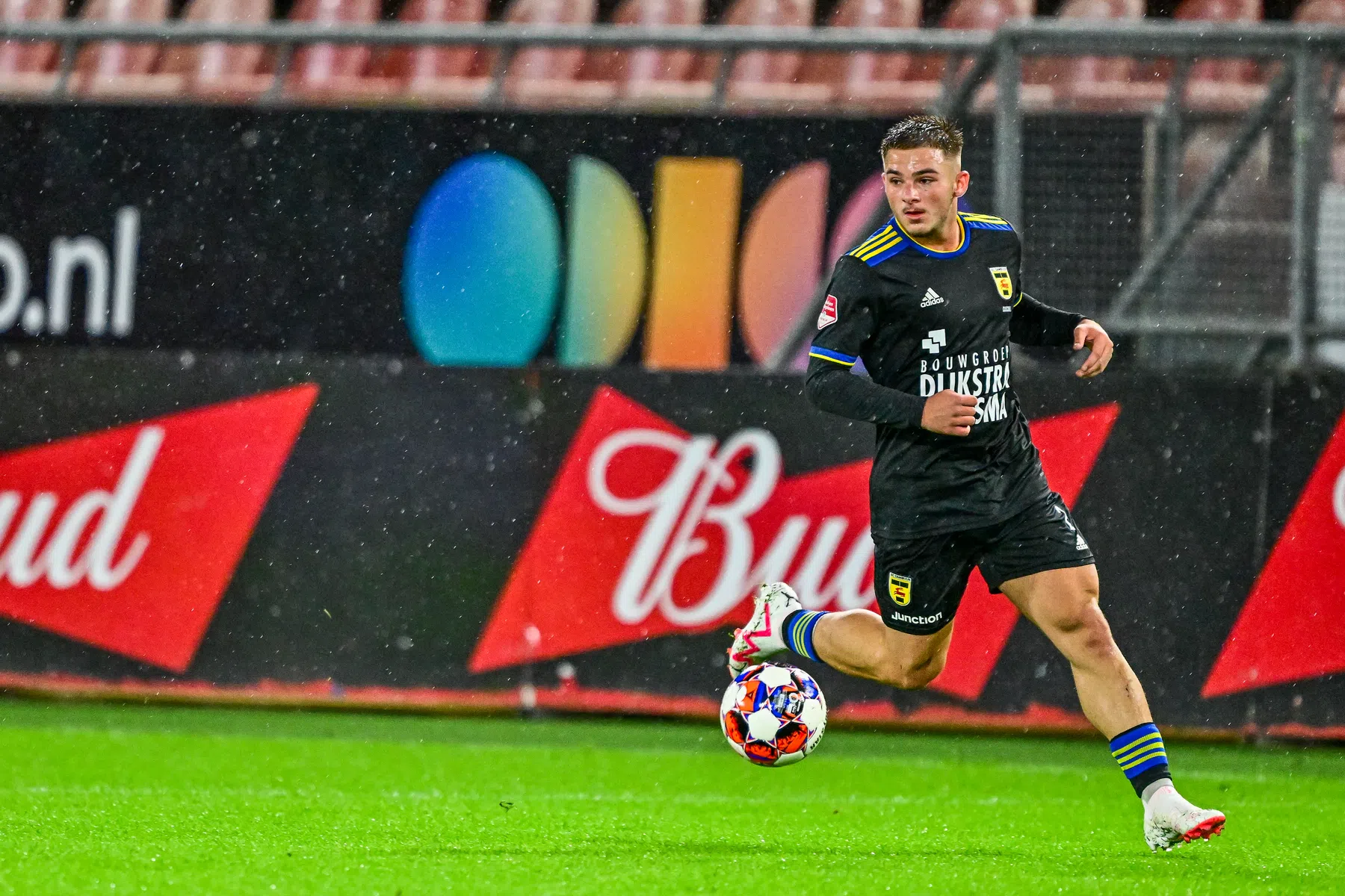 Telstar geeft Caschili tweede kans na veelbesproken vertrek bij Cambuur