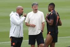 Van Bommel had geen contact met Nigel de Jong en heeft geen spijt van pauze